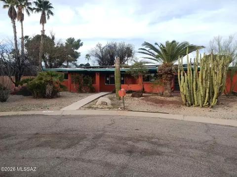 8430 E Albion Pl, Tucson, AZ 85715