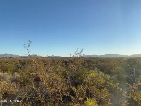 S Lonesome Road, Benson, AZ 85602