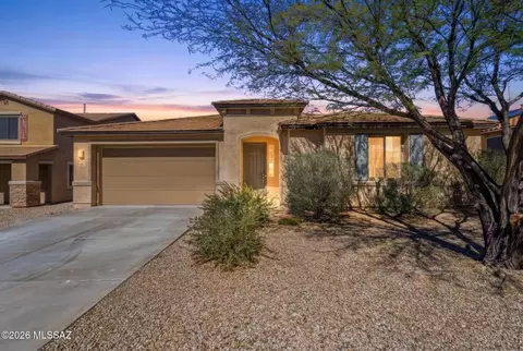111 E Adytum Pl, Vail, AZ 85641