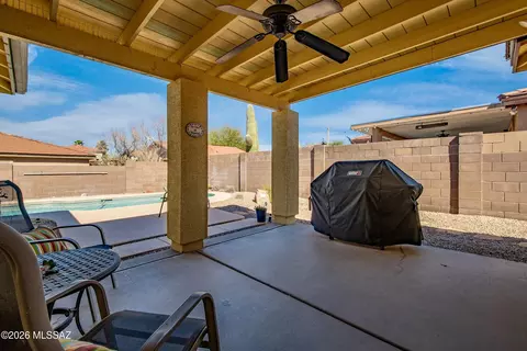 Exterior - 13655 E Shadow Pines Ln, Vail, AZ 85641 photo 4 of 11