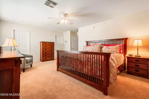 Bedroom - 13655 E Shadow Pines Ln, Vail, AZ 85641 photo 5 of 9