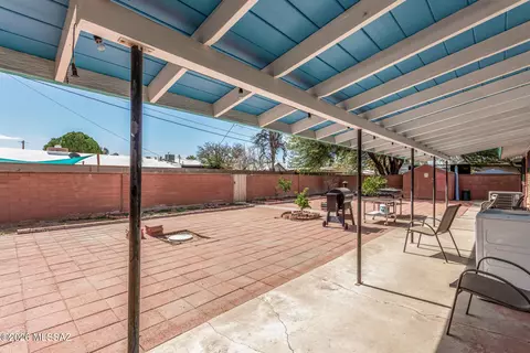 Exterior - 3866 Edison Pl, Tucson, AZ 85716 photo 1 of 7