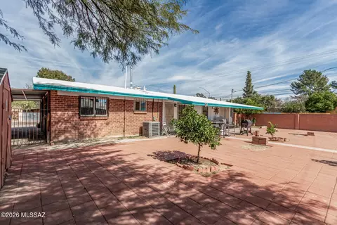 Exterior - 3866 Edison Pl, Tucson, AZ 85716 photo 6 of 7