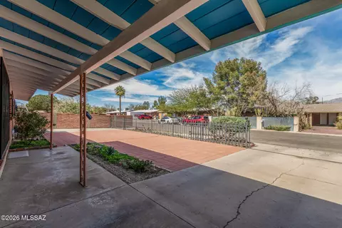 Exterior - 3866 Edison Pl, Tucson, AZ 85716 photo 4 of 7