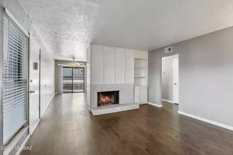 1620 N Wilmot Rd UNIT S435, Tucson, AZ 85712