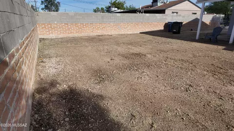Exterior - 3723 E March Pl, Tucson, AZ 85713 photo 15 of 15