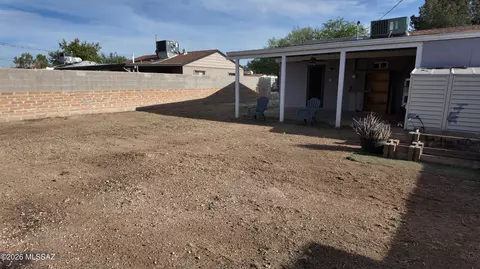 Exterior - 3723 E March Pl, Tucson, AZ 85713 photo 12 of 15