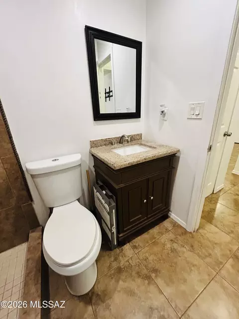 Bath - 3723 E March Pl, Tucson, AZ 85713 photo 3 of 3
