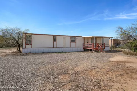 12277 W Vegas Dr, Tucson, AZ 85736