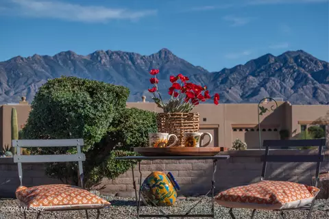 4003 S Golden Lynx Rd, Green Valley, AZ 85614