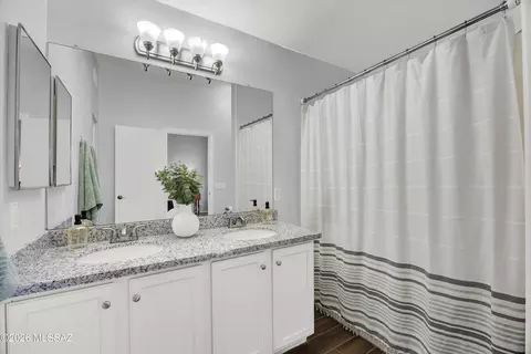 Bath - 7757 S Precious Opal Dr, Tucson, AZ 85747 photo 2 of 2