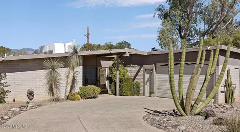 Exterior - 8801 E Lancaster Rd, Tucson, AZ 85715 photo 2 of 9