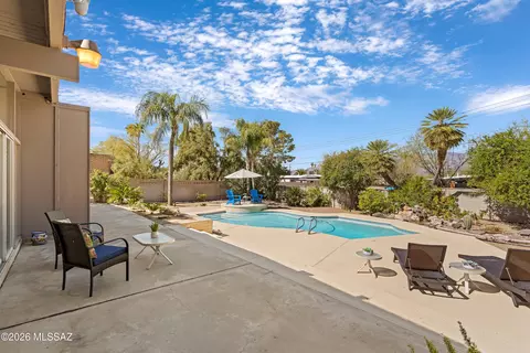 Exterior - 8801 E Lancaster Rd, Tucson, AZ 85715 photo 5 of 9