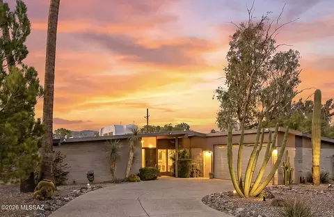 8801 E Lancaster Rd, Tucson, AZ 85715