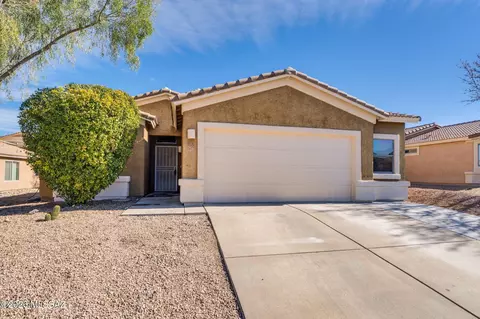 527 S Sweet Ridge Dr, Vail, AZ 85641