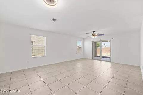 Living - 13173 E Iron Chief Dr, Tucson, AZ 85747 photo 1 of 3