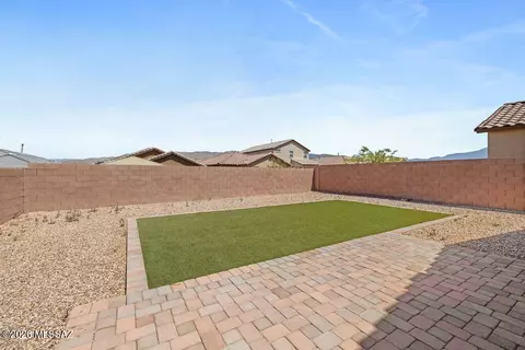 Exterior - 13173 E Iron Chief Dr, Tucson, AZ 85747 photo 2 of 5