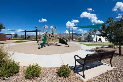 View/Area - 13173 E Iron Chief Dr, Tucson, AZ 85747 photo 6 of 8