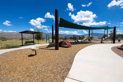 View/Area - 13173 E Iron Chief Dr, Tucson, AZ 85747 photo 7 of 8
