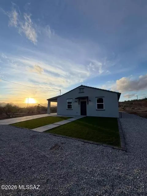 324 Peru Ct, Rio Rico, AZ 85648