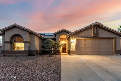 7609 W Running Bear Dr, Tucson, AZ 85743