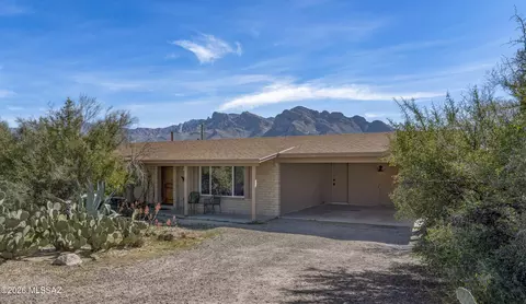 9932 N Calle Solano, Tucson, AZ 85737
