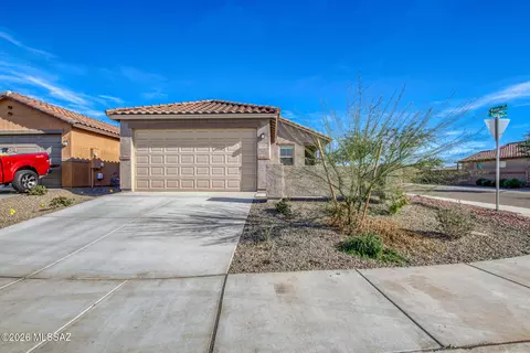 12612 N Krista Ave, Marana, AZ 85653