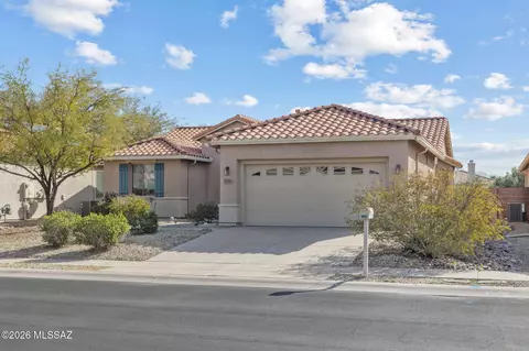 9358 N Desert Mist Ln, Tucson, AZ 85743