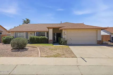 4849 W Snowberry Ln, Tucson, AZ 85742