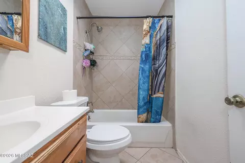 Bath - 2210 E Oregon St, Tucson, AZ 85706 photo 4 of 4
