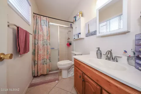 Bath - 2210 E Oregon St, Tucson, AZ 85706 photo 1 of 4