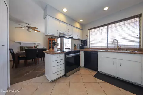 Kitchen - 2210 E Oregon St, Tucson, AZ 85706 photo 1 of 5