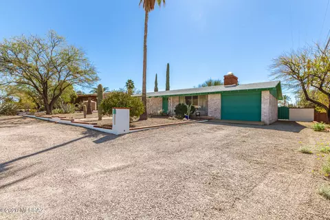 Exterior - 5702 E 6th St, Tucson, AZ 85711 photo 2 of 8