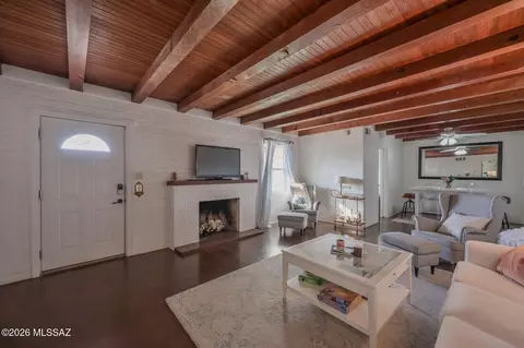 2040 N Campbell Ave, Tucson, AZ 85719