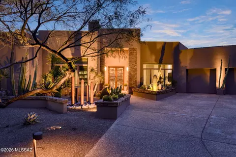6030 N Desert Sun Ct, Tucson, AZ 85750