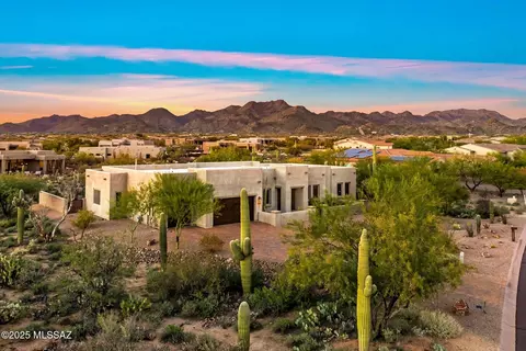 12265 N Durham Wash Dr, Marana, AZ 85658