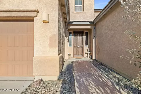 Entry Way - 331 E Refuge Loop, Vail, AZ 85641 photo 1 of 3