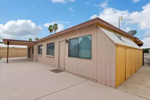 Exterior - 9521 E 29th St, Tucson, AZ 85748 photo 4 of 5