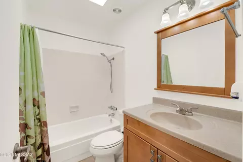 Bath - 9521 E 29th St, Tucson, AZ 85748 photo 3 of 3