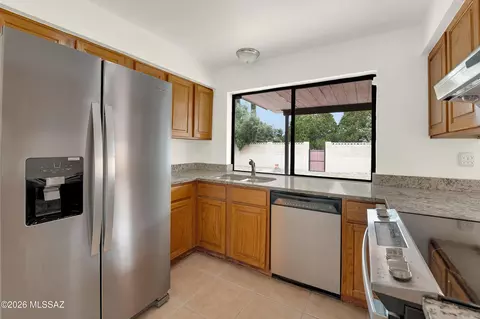 Kitchen - 9521 E 29th St, Tucson, AZ 85748 photo 2 of 3
