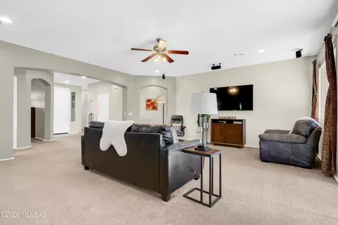 Living - 13914 E Carruthers St, Vail, AZ 85641 photo 1 of 2