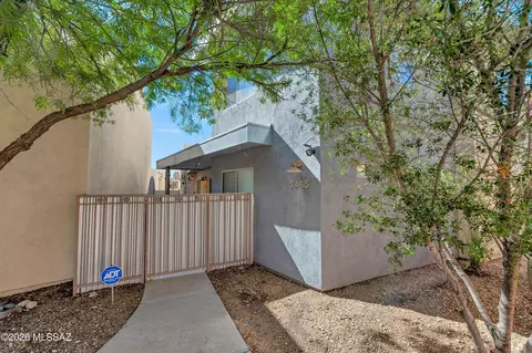 2465 N Silver Mosaic Dr, Tucson, AZ 85745