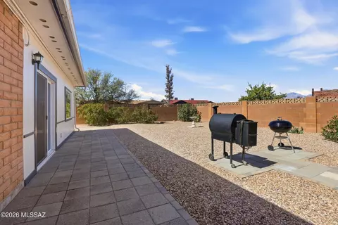 Exterior - 9209 E Baker St, Tucson, AZ 85710 photo 8 of 10