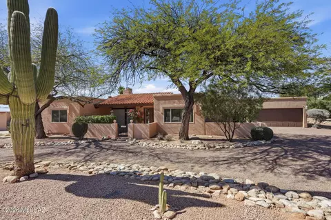 1041 E Calle Mariposa, Tucson, AZ 85718