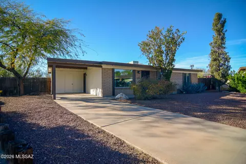 3866 W Orangewood Dr, Tucson, AZ 85741