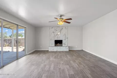 Living - 8931 E 7th St, Tucson, AZ 85710 photo 2 of 2