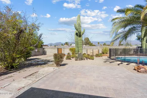 Exterior - 8931 E 7th St, Tucson, AZ 85710 photo 5 of 7