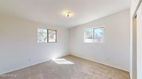 Bedroom - 908 E Graybill Dr, Tucson, AZ 85719 photo 13 of 18