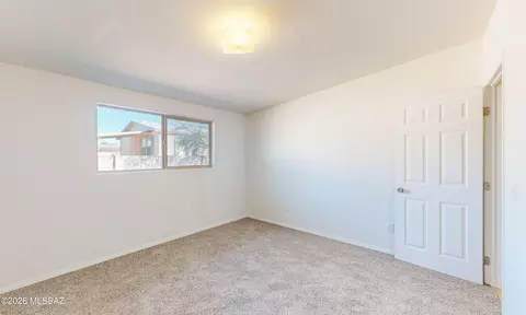 Bedroom - 908 E Graybill Dr, Tucson, AZ 85719 photo 11 of 18