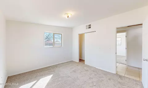 Bedroom - 908 E Graybill Dr, Tucson, AZ 85719 photo 12 of 18